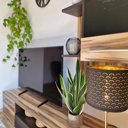 Fasl Apartment *